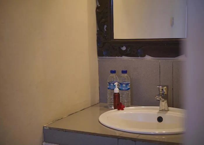 Kaji Homestay Frühstückspension *